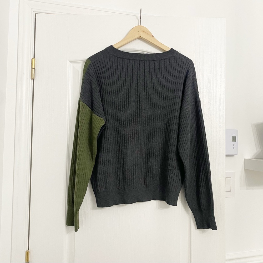 ROMWE | Charcoal/green Ribbed Sweater - Picture 2 of 4